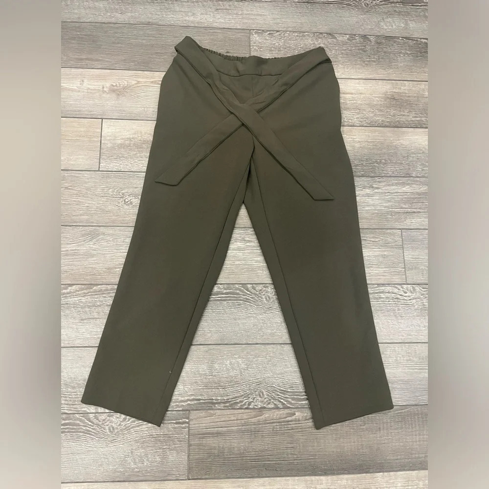 Worthington Flat Front Taper Dress Pants, Women's Size 4 Olive